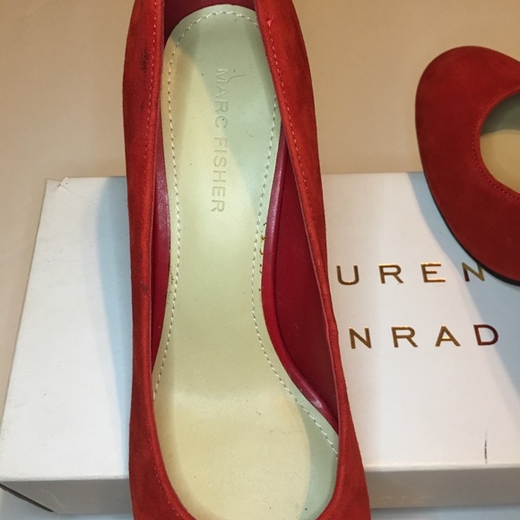 Marc Fisher Real Red Suede Heels. - Picture 8 of 8